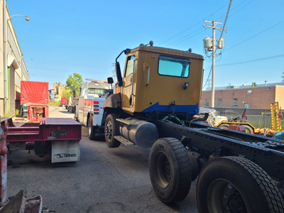 Commercial Vehicle Towing in Chicago. Reliable, Affordable Towing & Roadside Service - Chicago Towing  (773) 756-1460
					