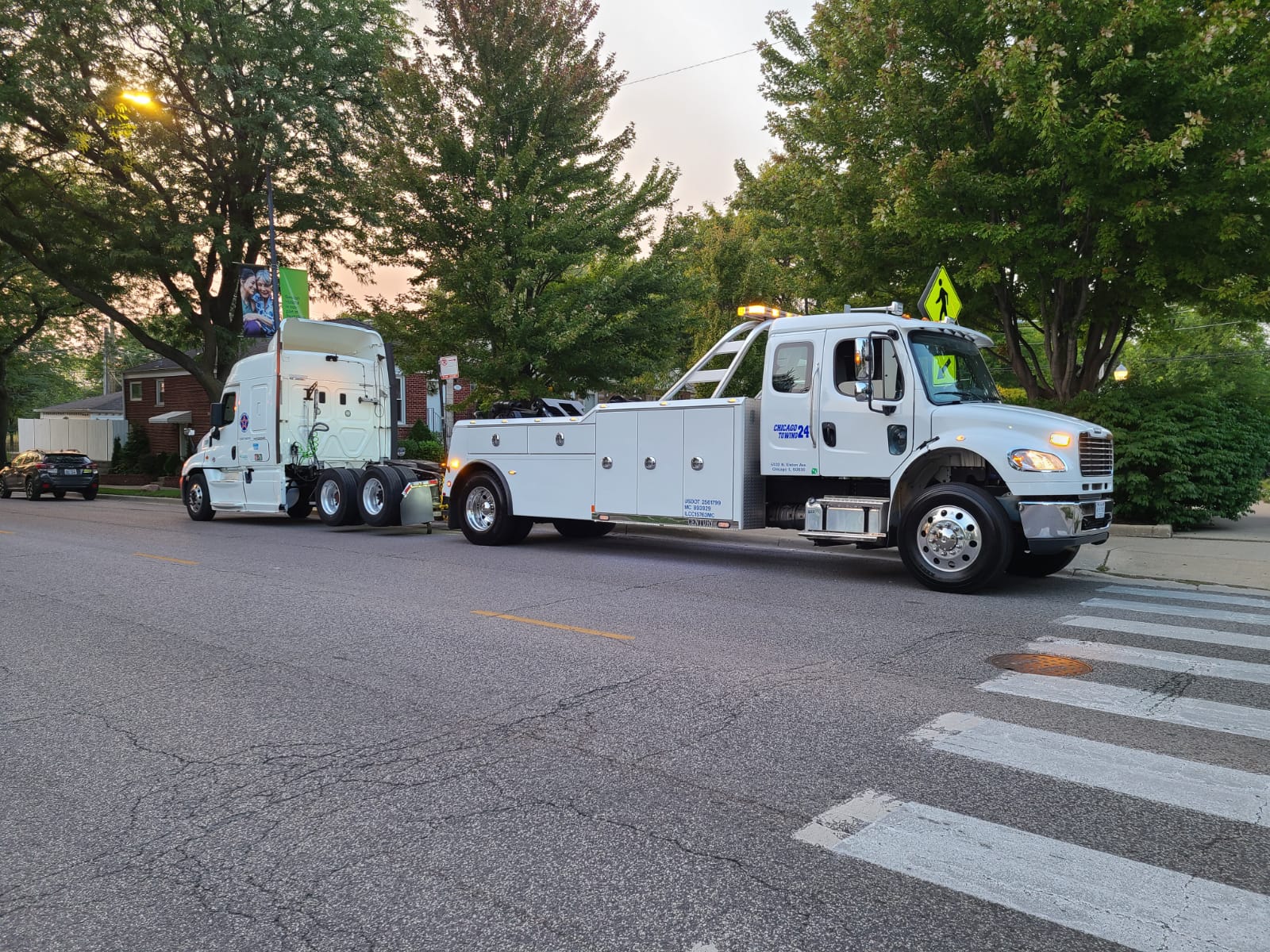 (773) 756-1460 | Images of Chicago Towing recent work | Chicago Towing